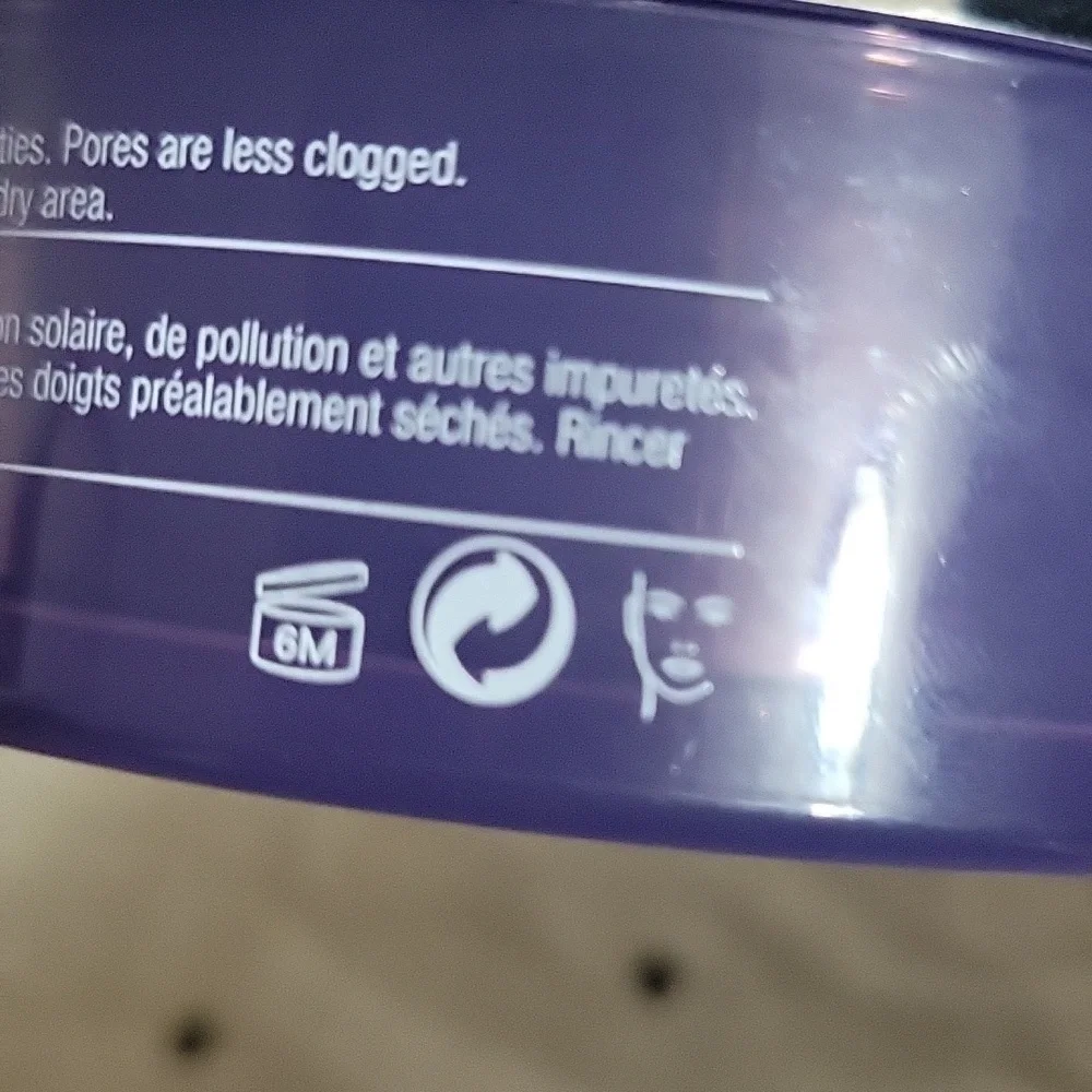 Clinique Take The Day Off Charcol Cleansing Balm - Picture 4 of 7